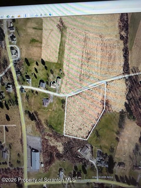 Lower Maple (3.99 Ac) Drive