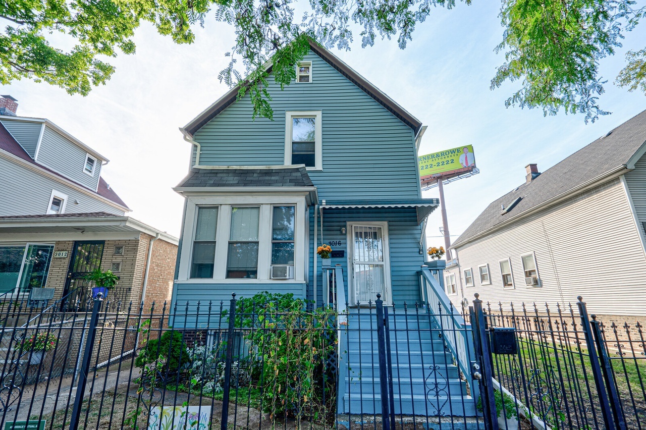 This generously sized home in the highly sought-after Avondale neighborhood offers multiple living spaces, making it perfect for families or those in need of extra room. Currently rented, it presents an excellent investment opportunity, but with some cosmetic updates, it could become a true gem.  With ample square footage and a versatile floor plan, this property has the potential to shine with your personal touches. The large living areas provide plenty of room for both relaxation and entertaining, while the location in Avondale ensures you're just moments away from local amenities, dining, and transportation options.  Whether you're looking for a project to make your own or a long-term investment in a rapidly growing neighborhood, this home offers the perfect canvas to create something special.     Please contact David with any questions.