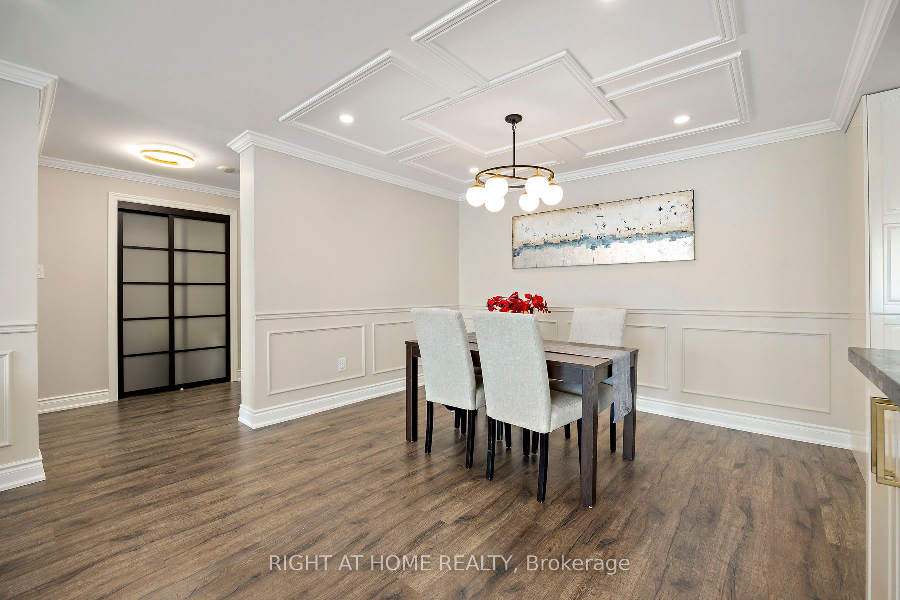 1555 E Finch Ave 1605