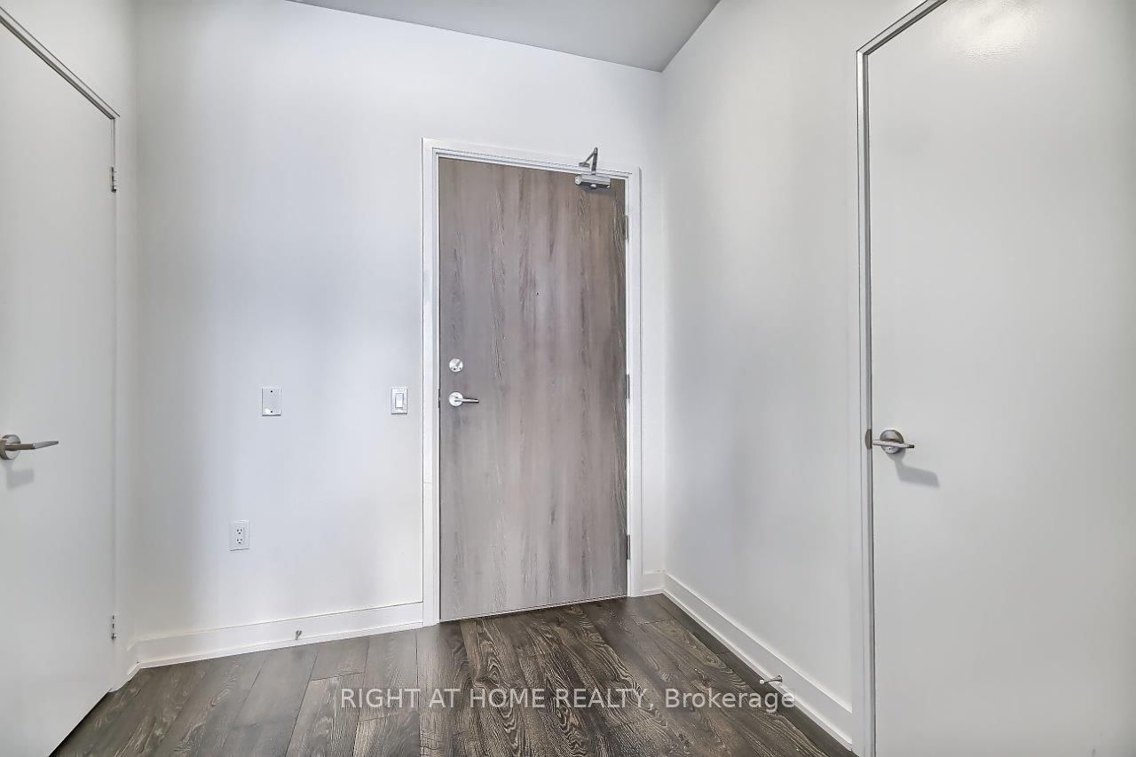 576 W Front St 1506E