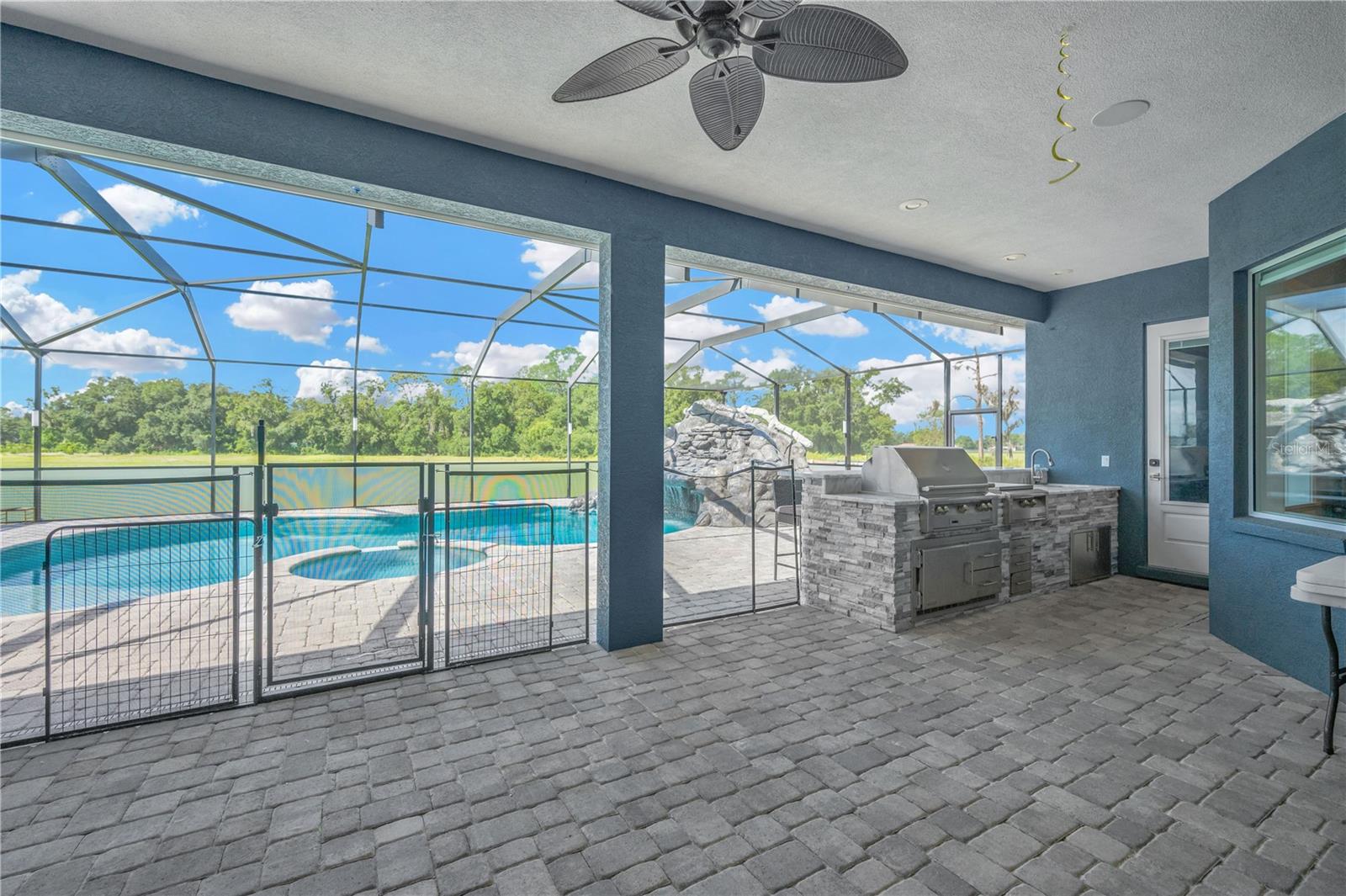 2850 Saddle Ridge Lane