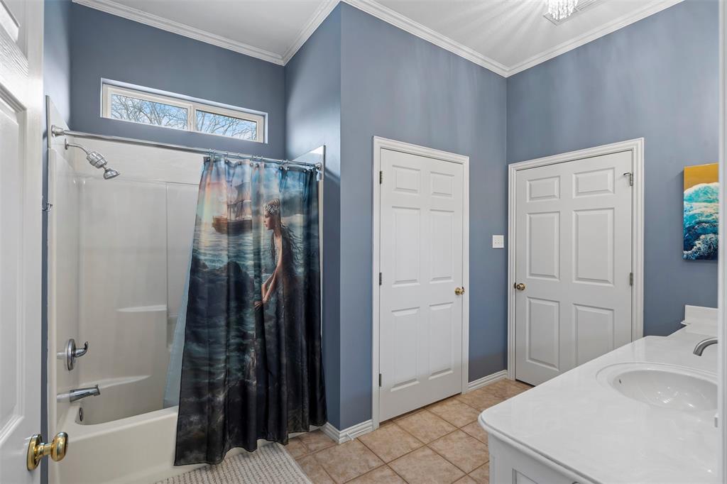 9825 Bringier Court