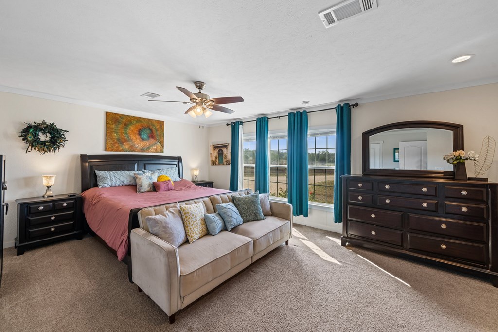 195 NW Crooked Creek Path