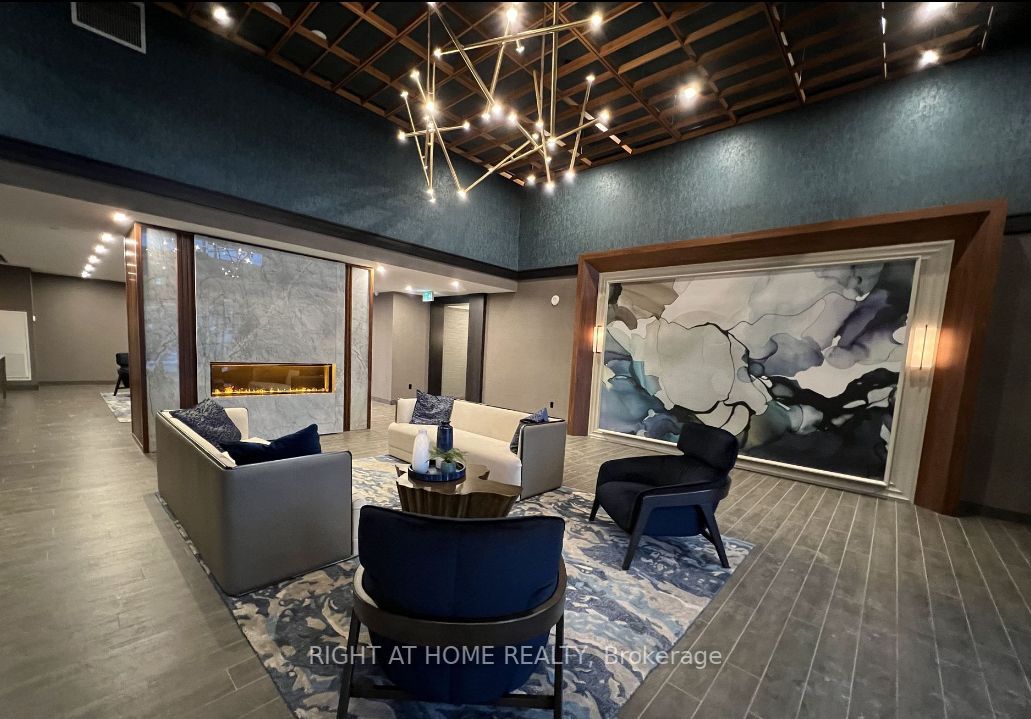 460 E Dundas St 1110