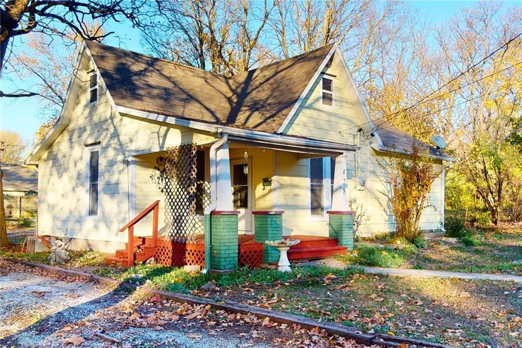 428 W Maple Street