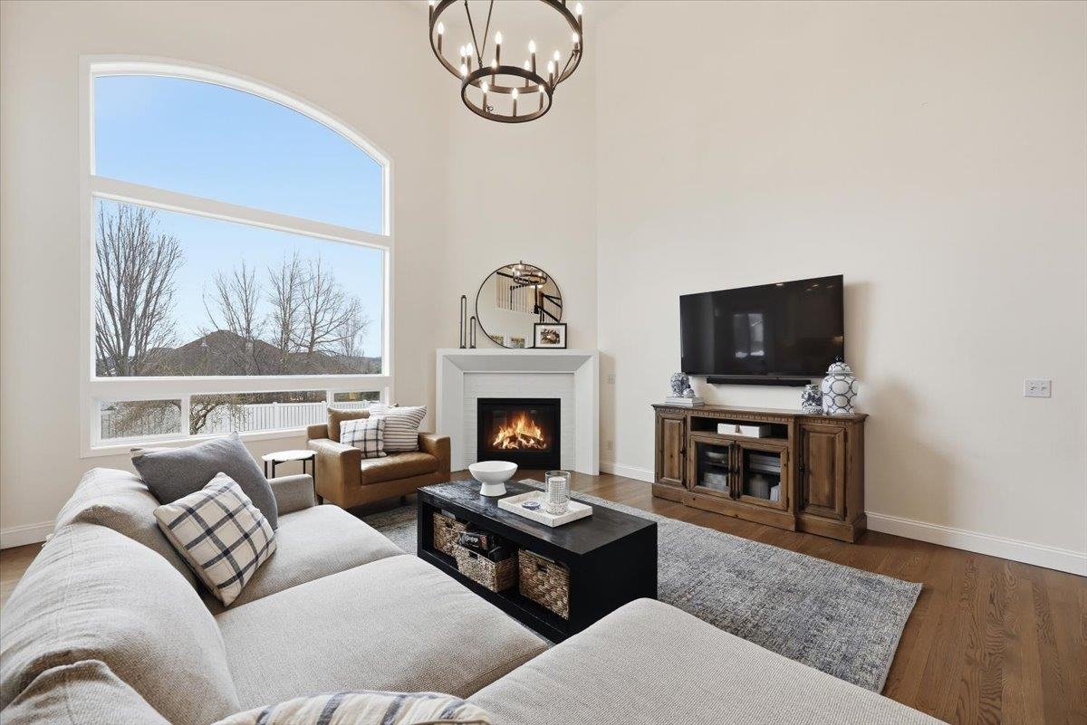 17405 E Morningside Ln