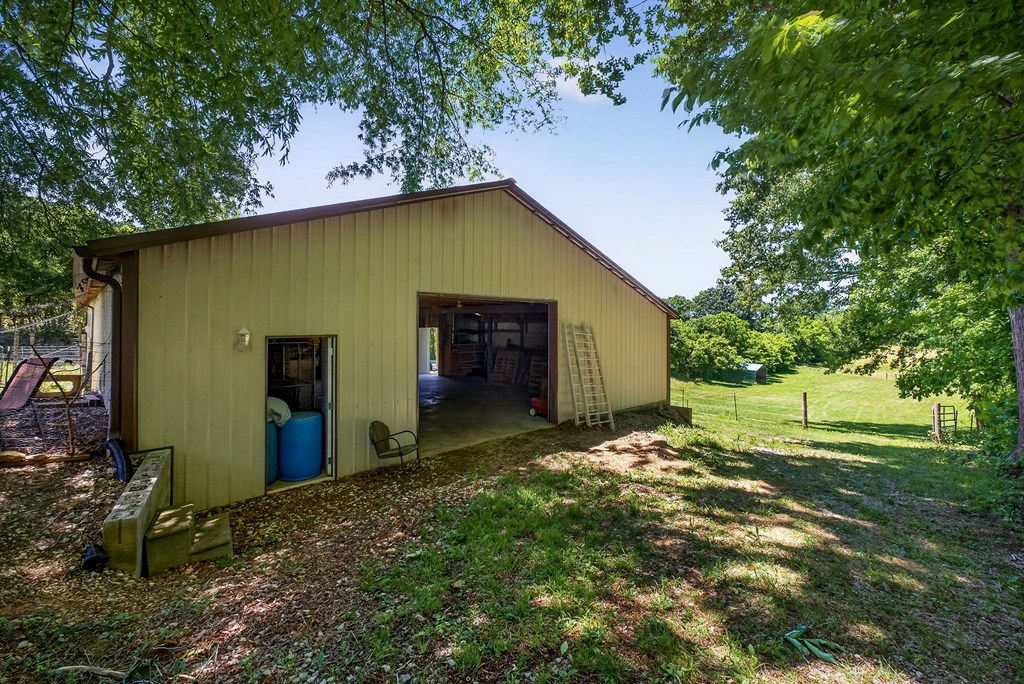 2246 Hidden Cove Rd