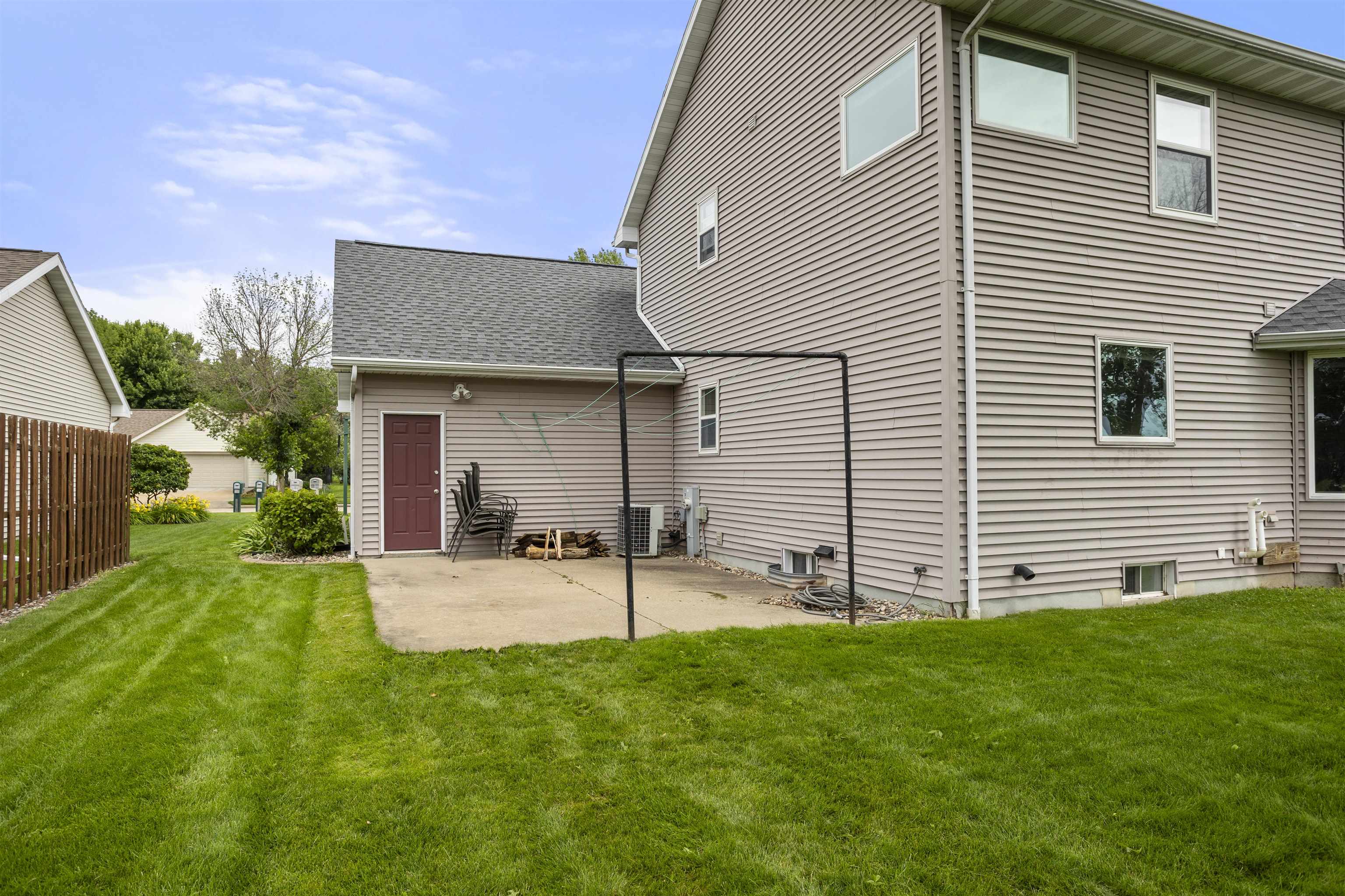 1501 E WYNDMERE Drive