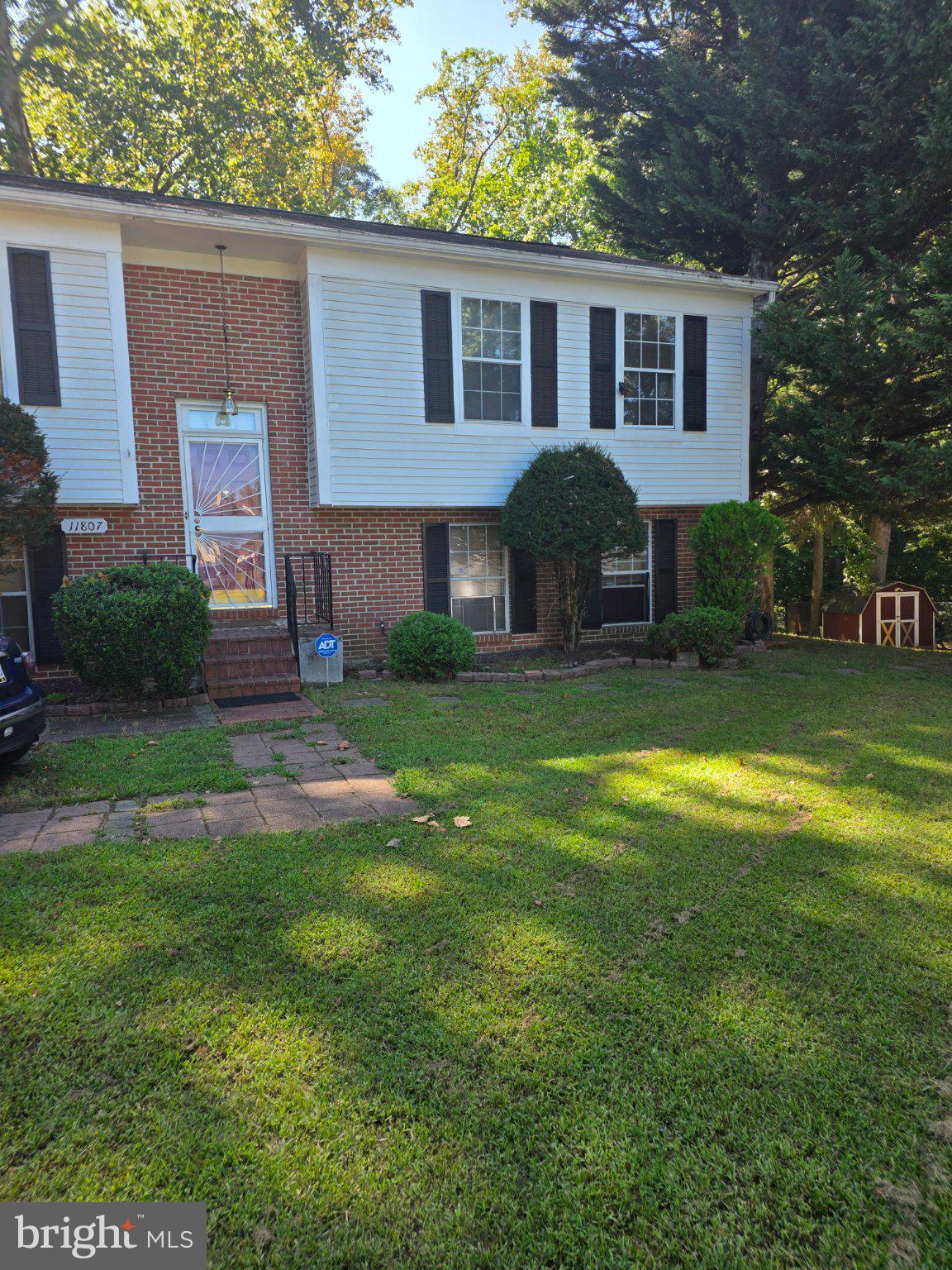 11807 Flora Lane
