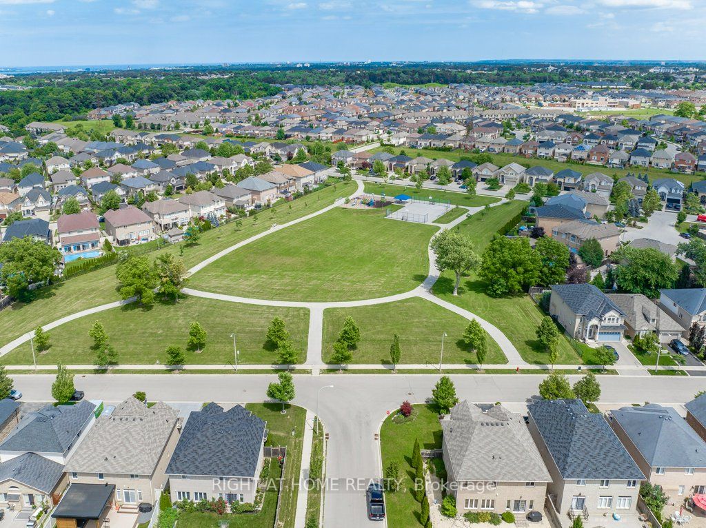 60 Oleary Dr