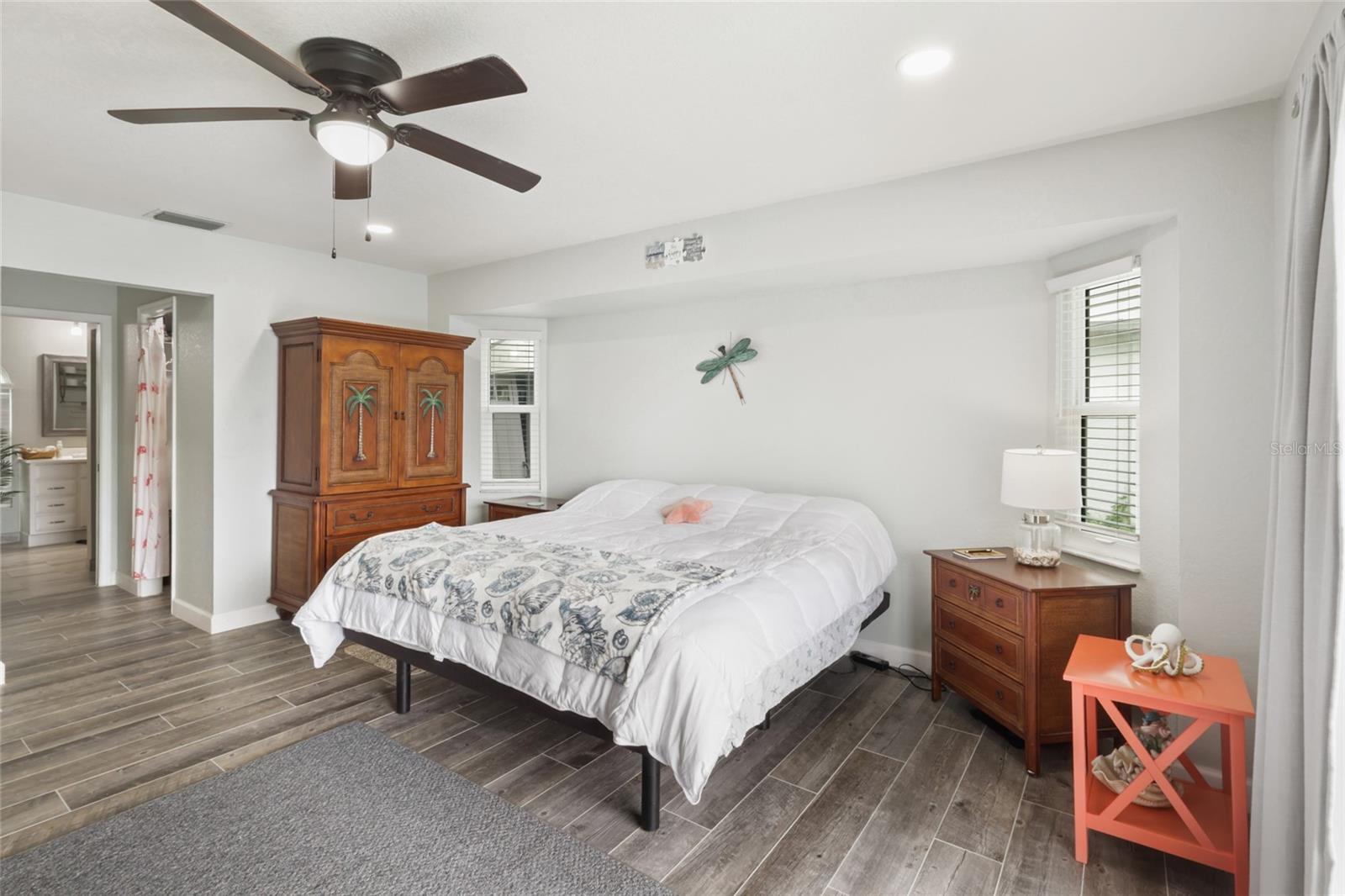 27401 Voyageur Drive