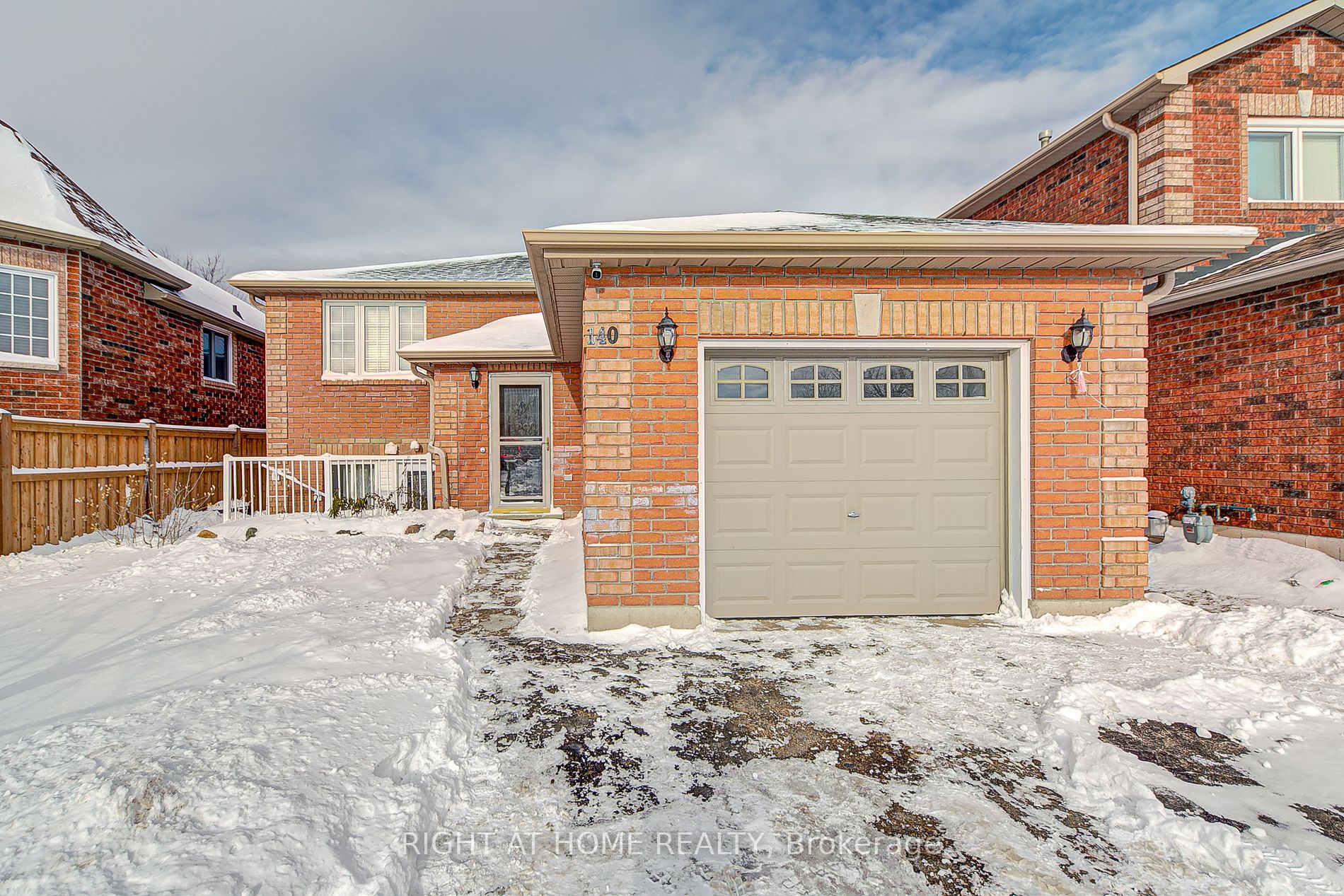 140 E Hanmer St