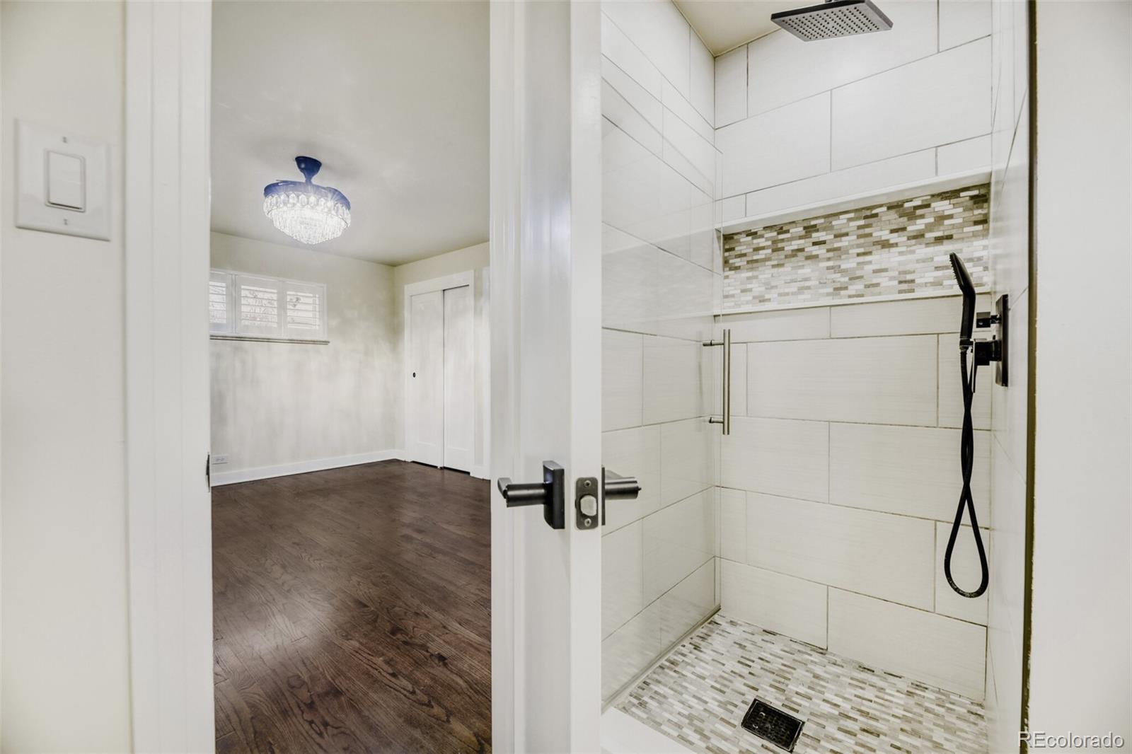 3843 S Elm Street