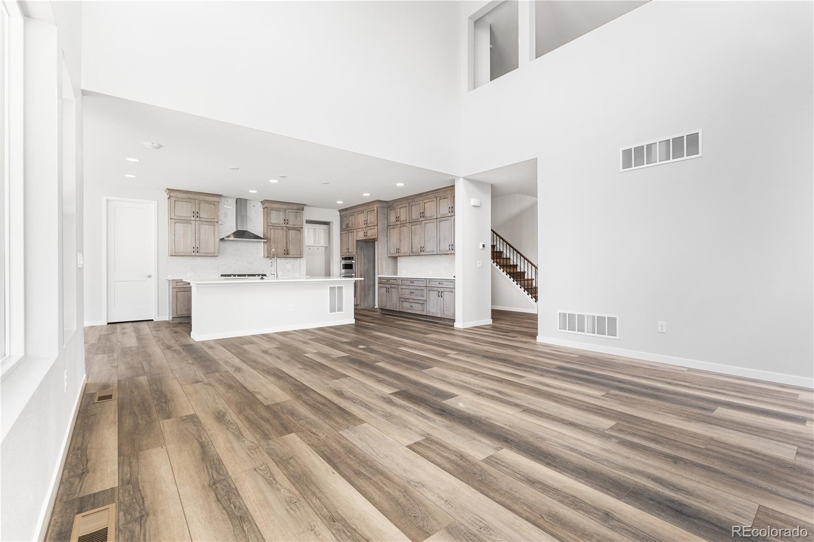 8858 Moonshimmer Trail