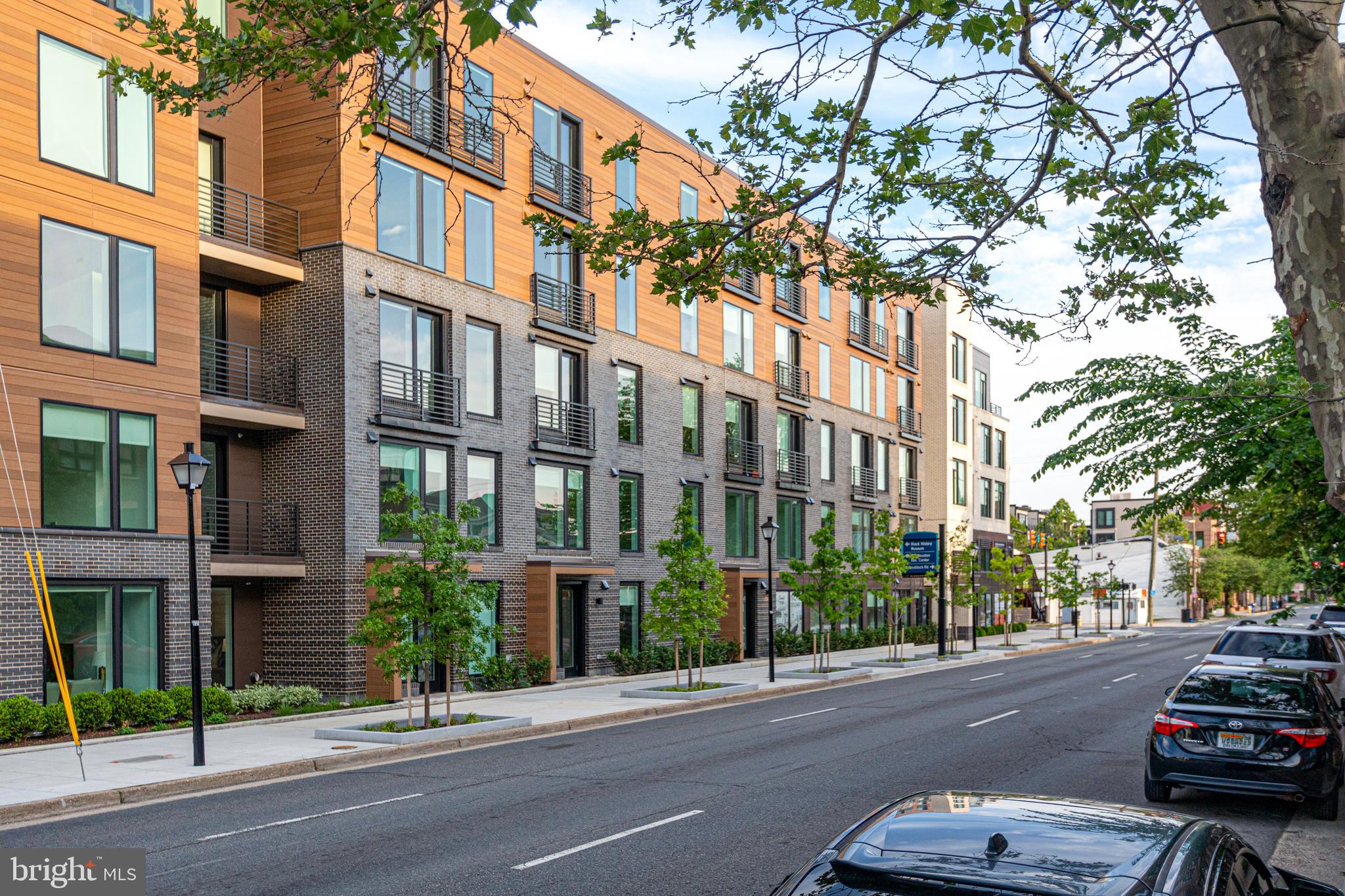 701 N Henry Street 511