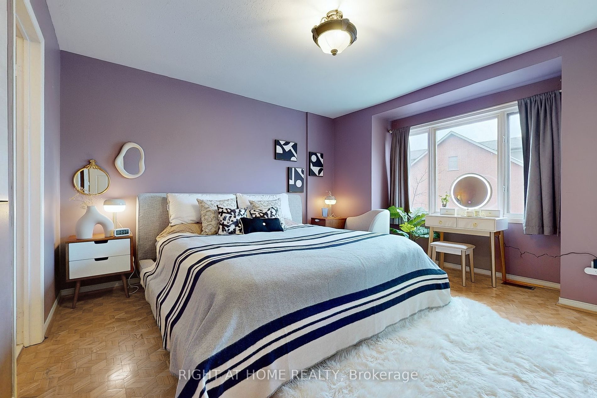 2370 W Britannia Rd 7