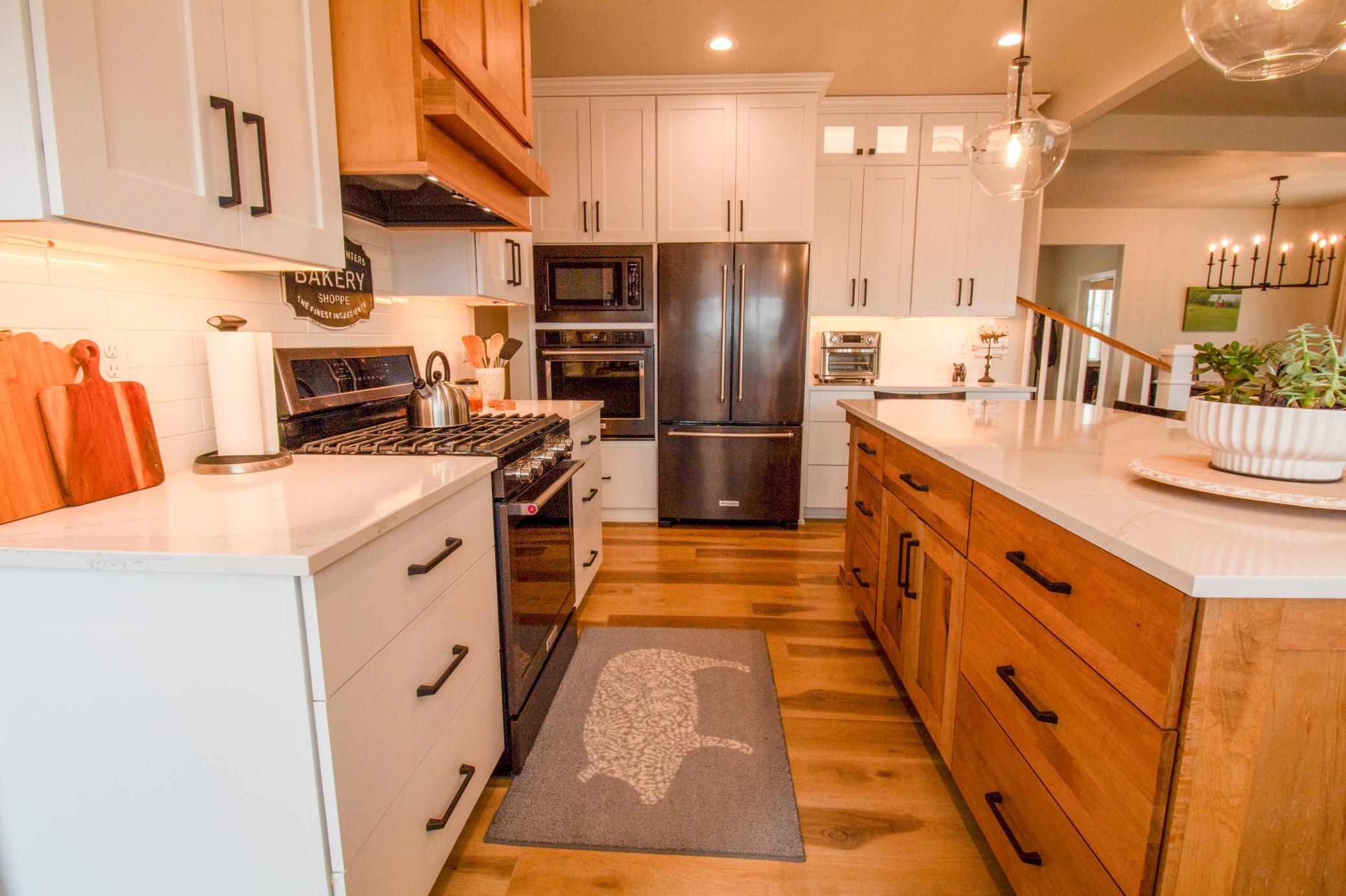 8825 Meadowlark Parkway