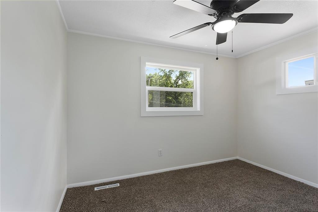 3705 N Walrond Avenue