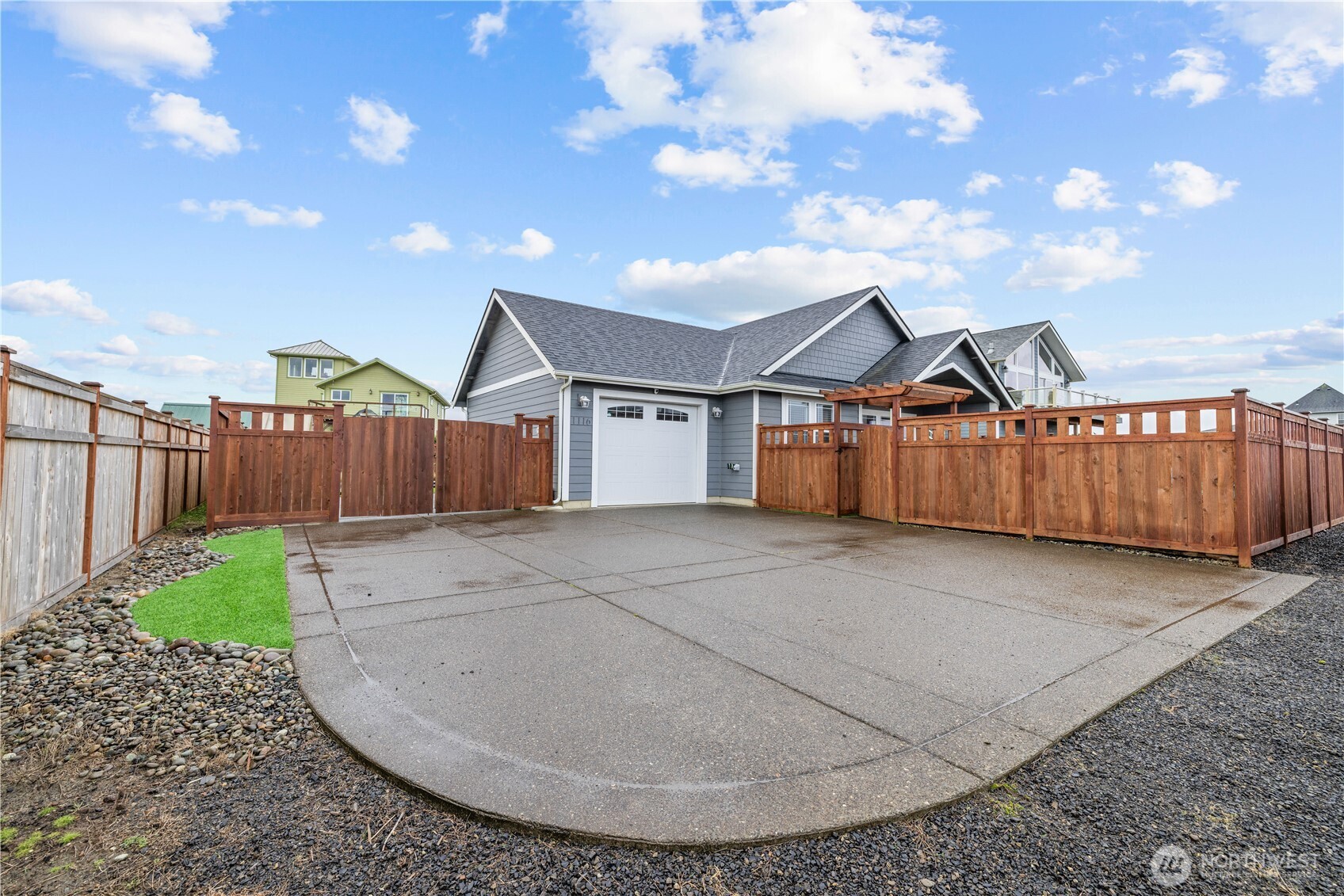 1116 Ocean Shores Boulevard SW