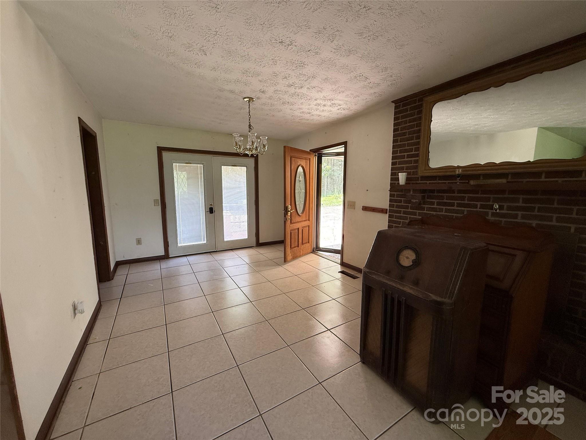 5422 River Road