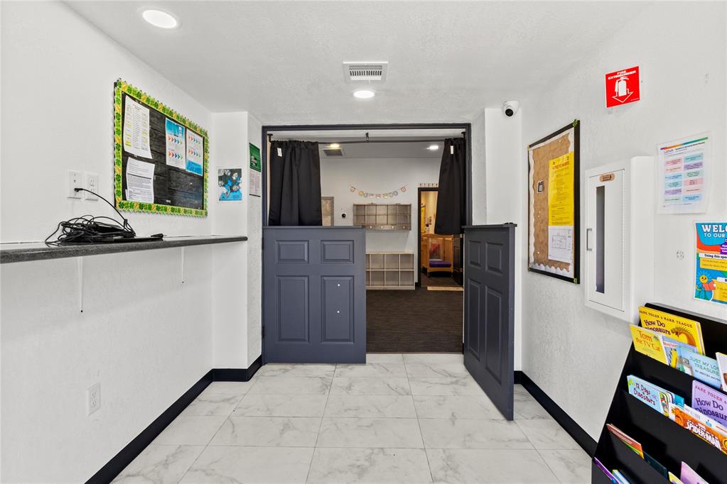 428 E 2nd Street