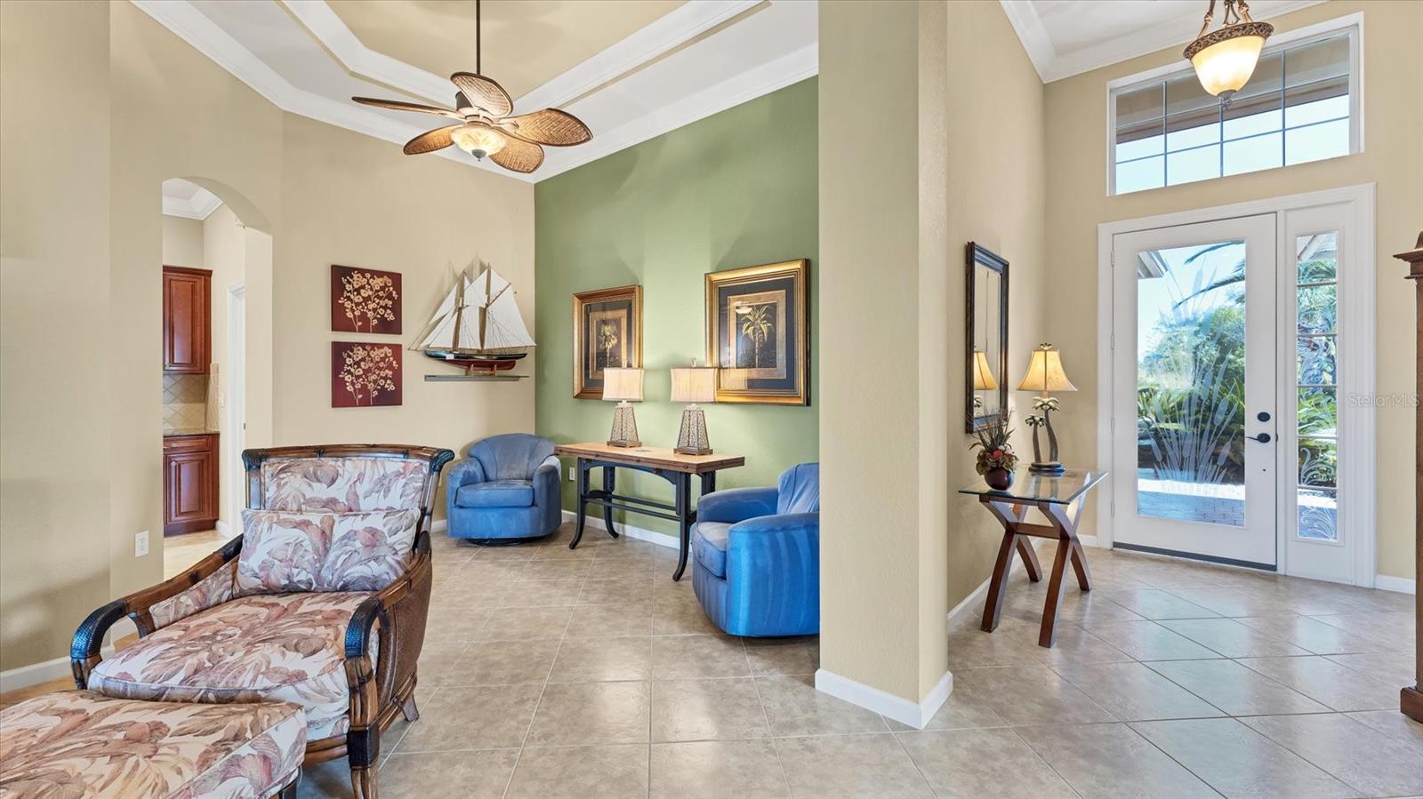 13392 Creekside Lane