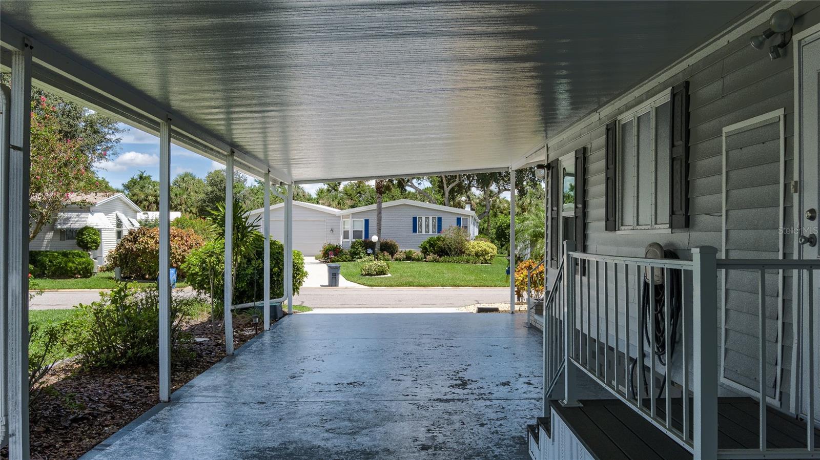 8425 Castle Garden Road