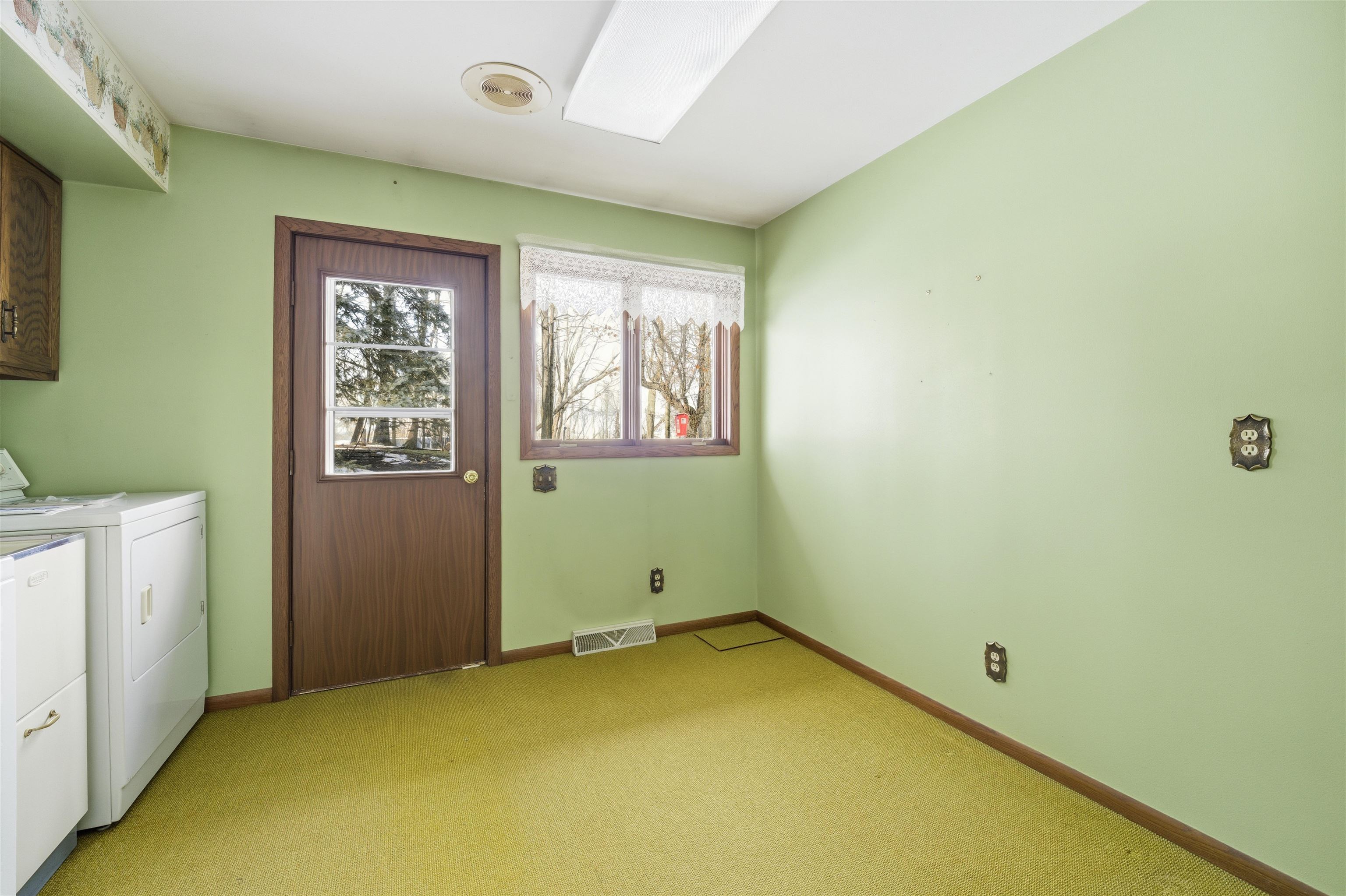 14028 Louis Corners Road