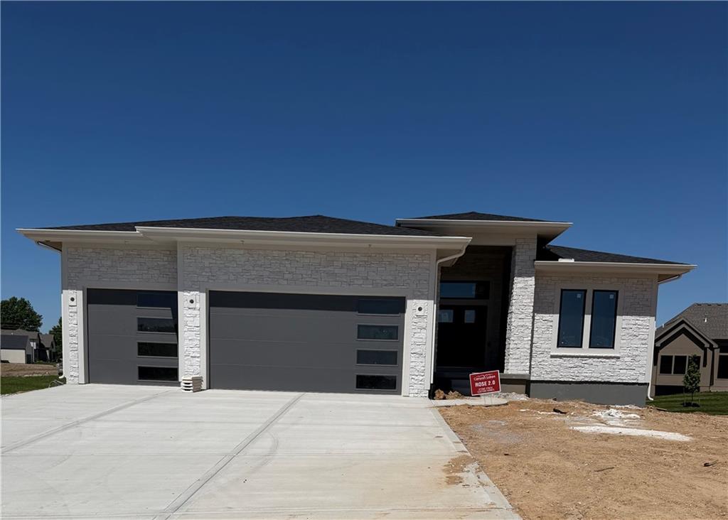 6010 Apache Drive