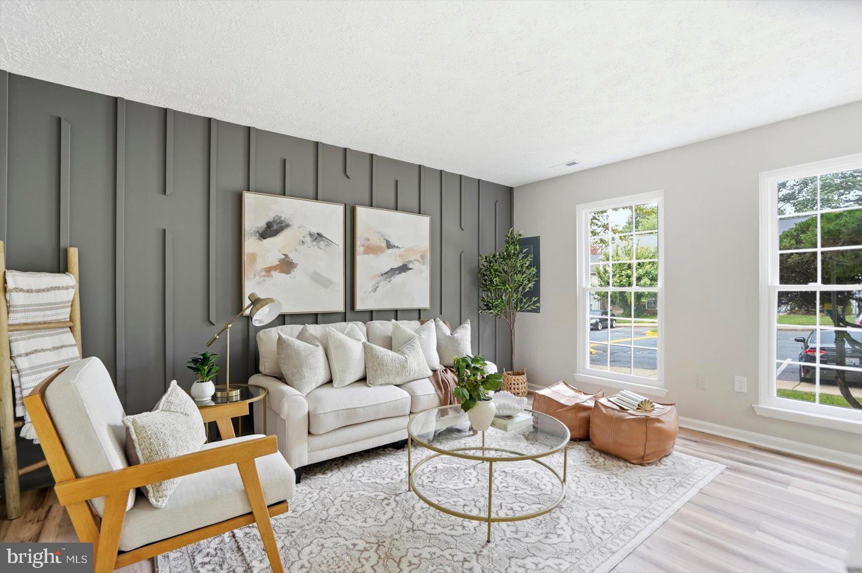 2807 Red Oak Lane
