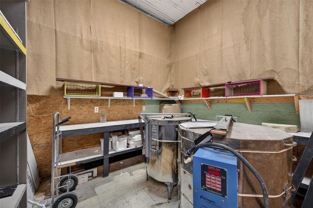 205 & 207 E Houston Street