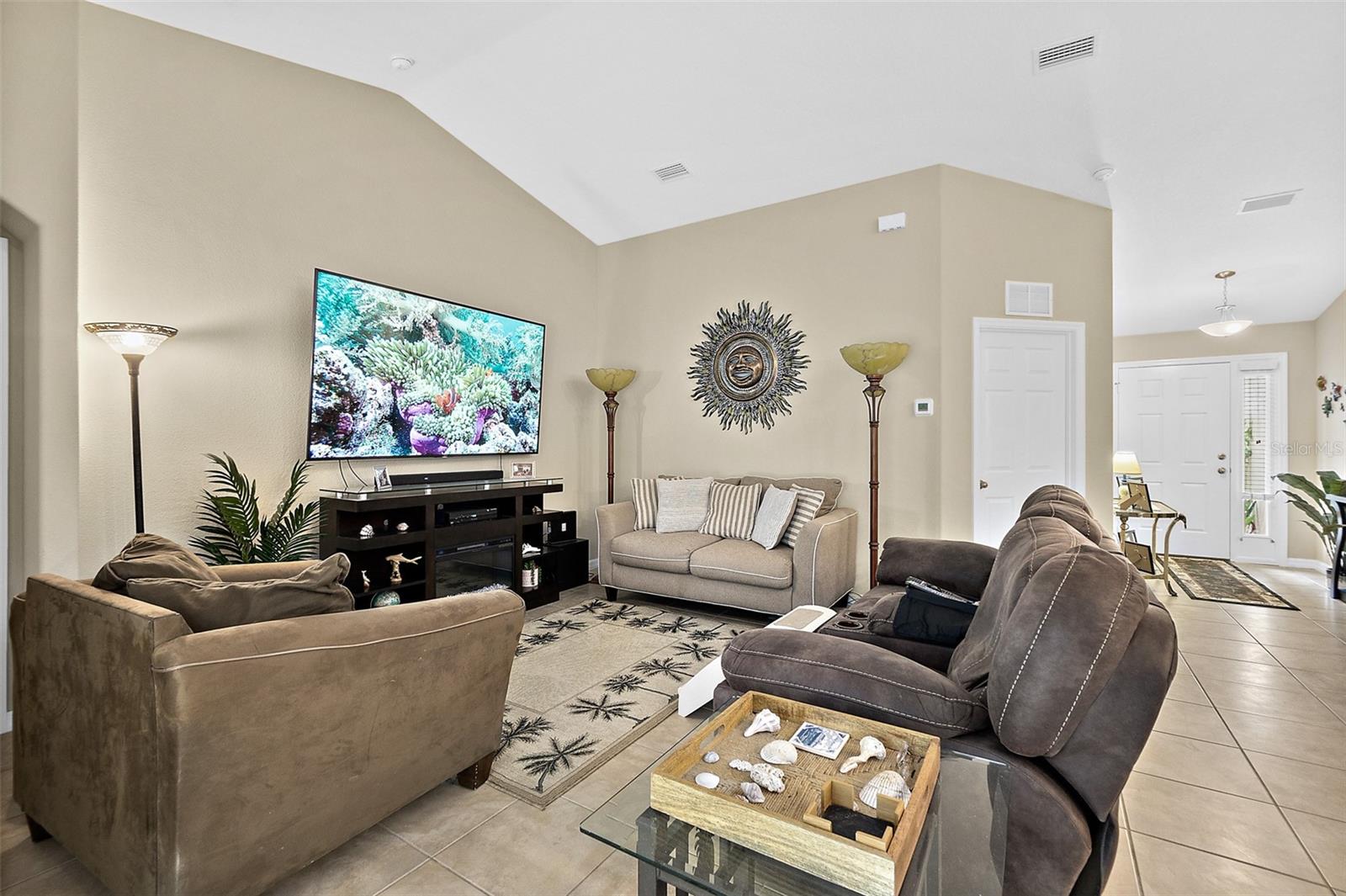 35 Fernmill Lane
