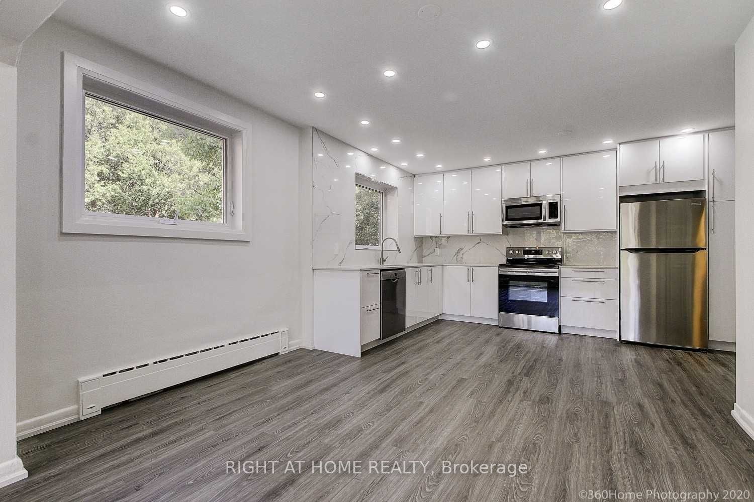 301 Quebec Ave 2nd Fl