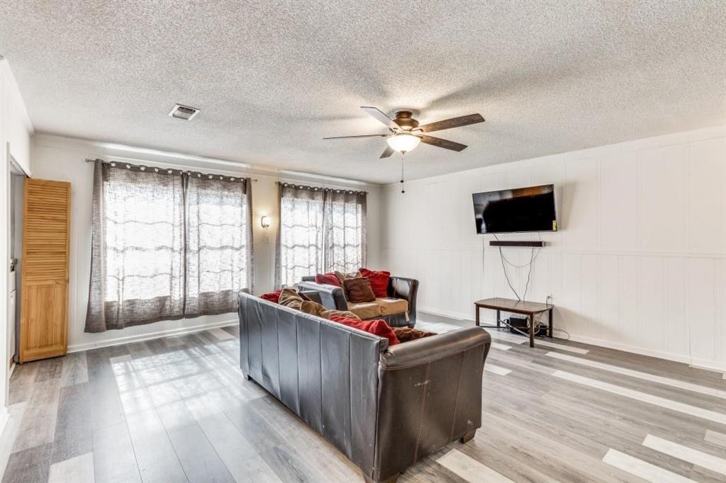 1309 Meadow Park Drive