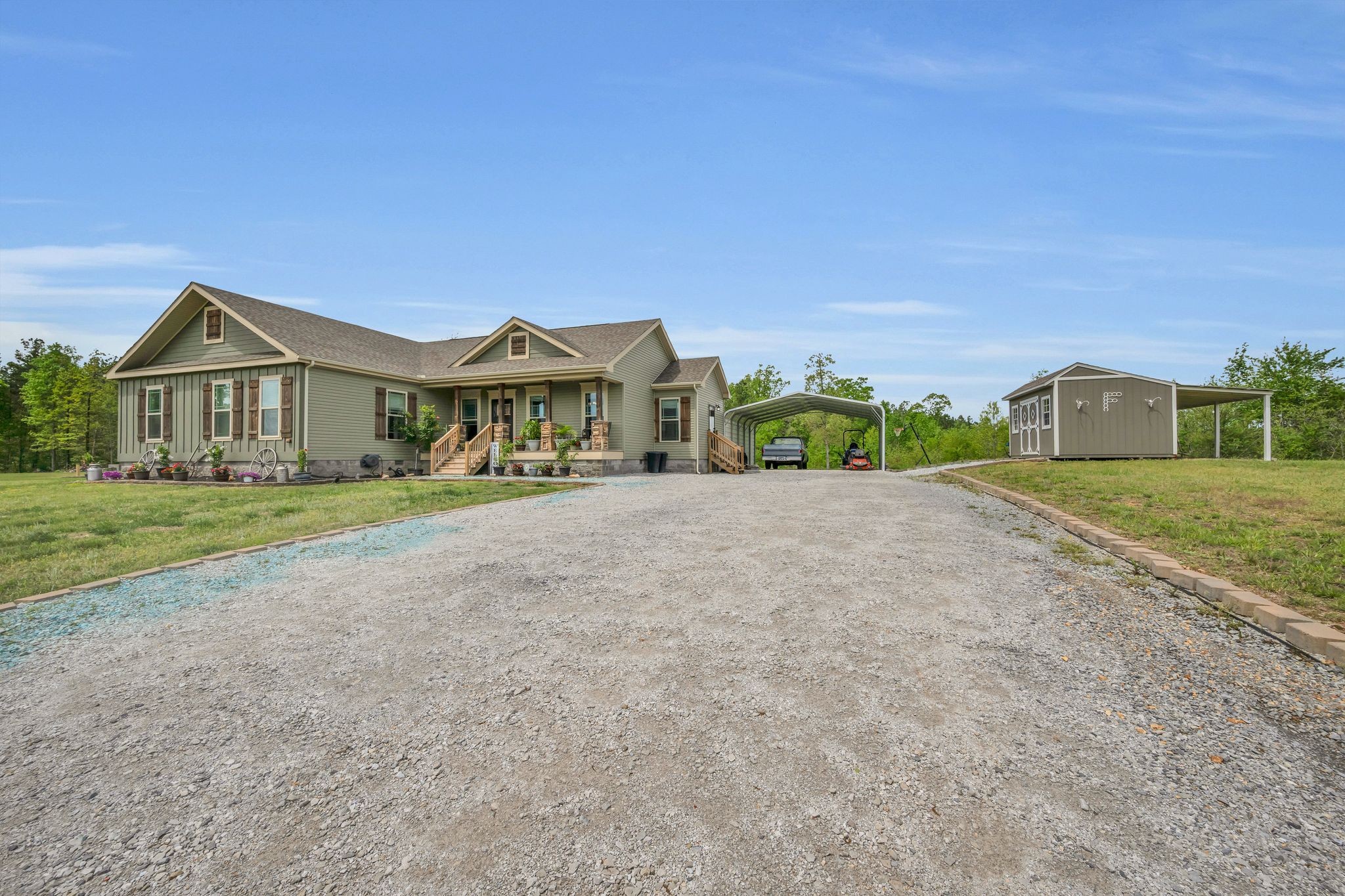 520 Young Rd