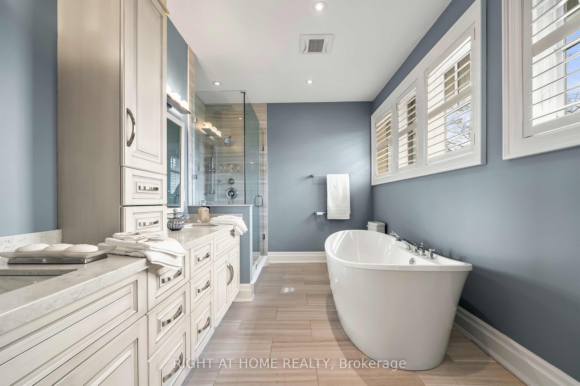 1338 Tansley Dr