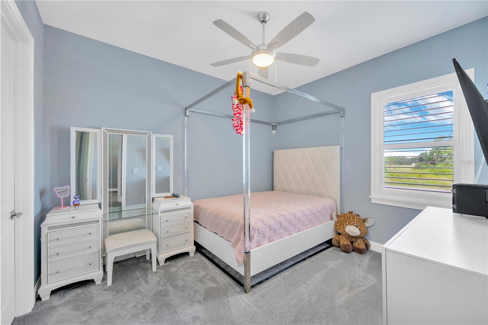 2850 Saddle Ridge Lane