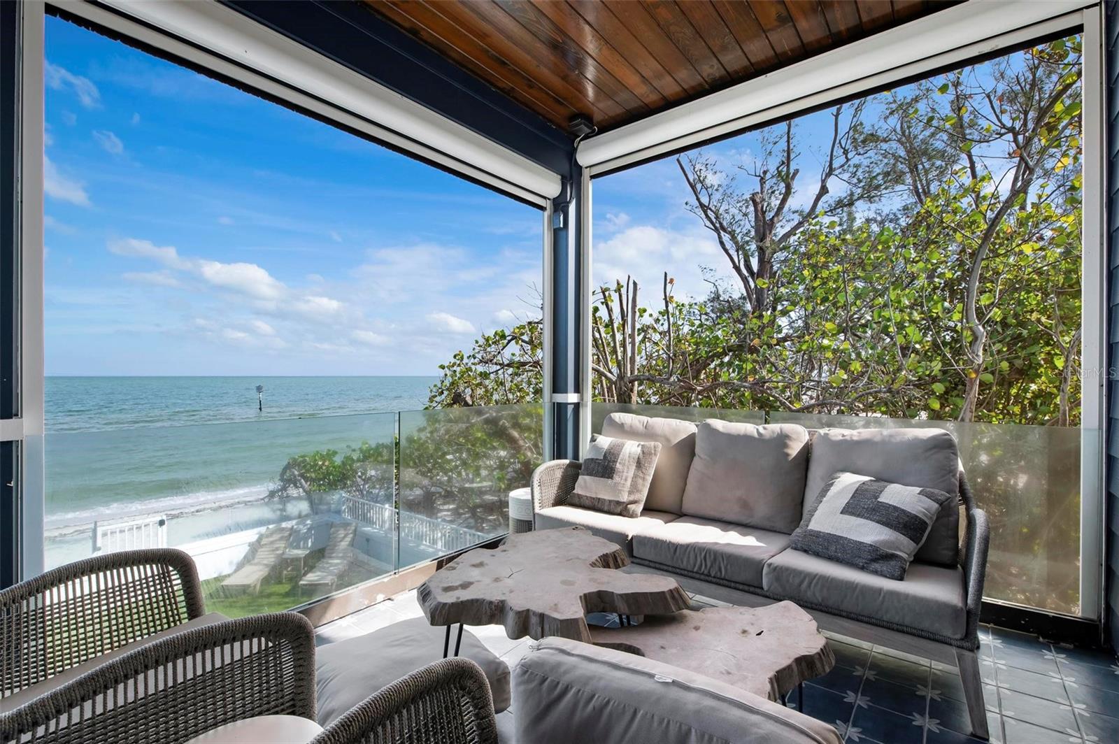 915 N Shore Drive