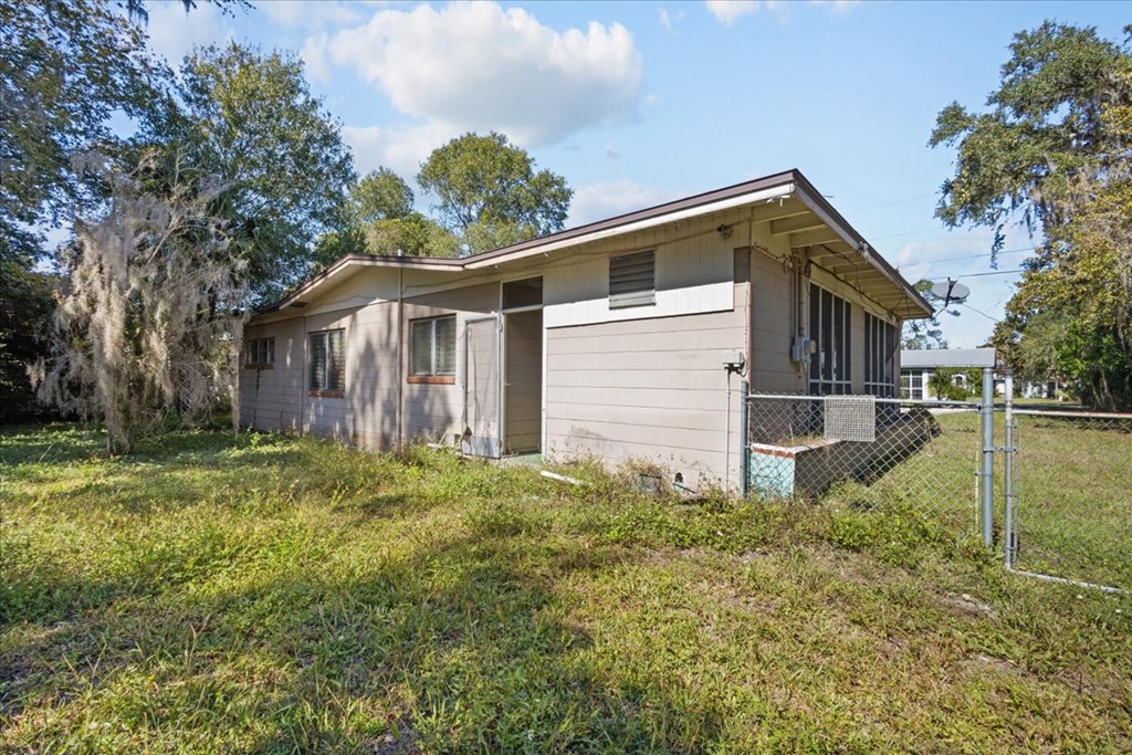 68 SE 12th Ave