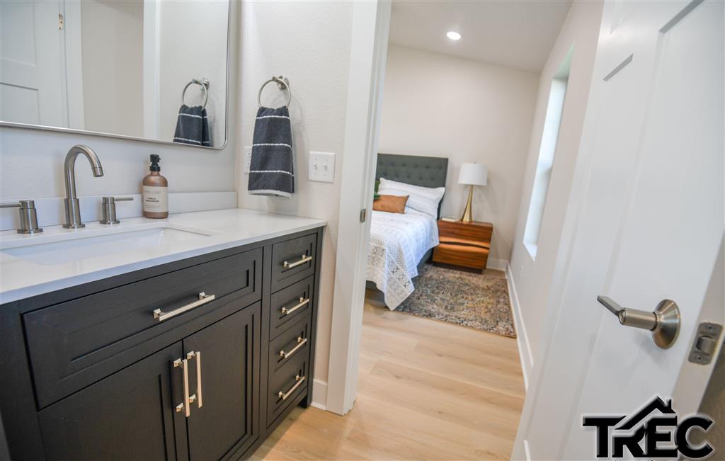 293 Cypress Dr