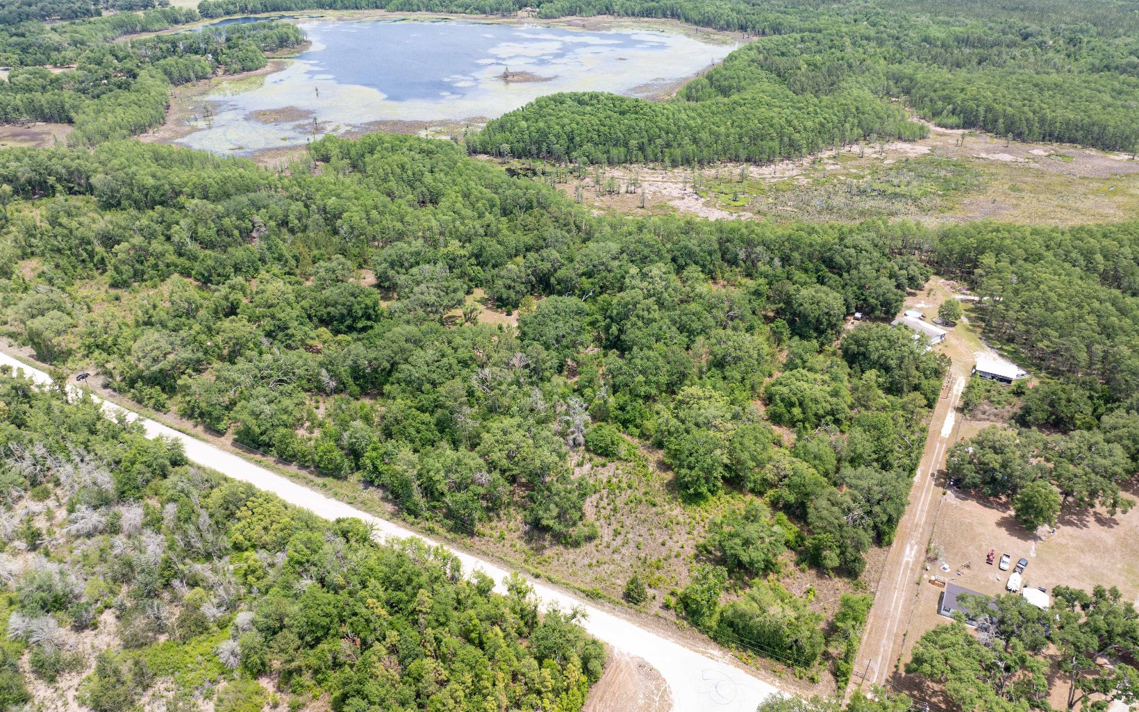 1285 SE Koon Lake Rd