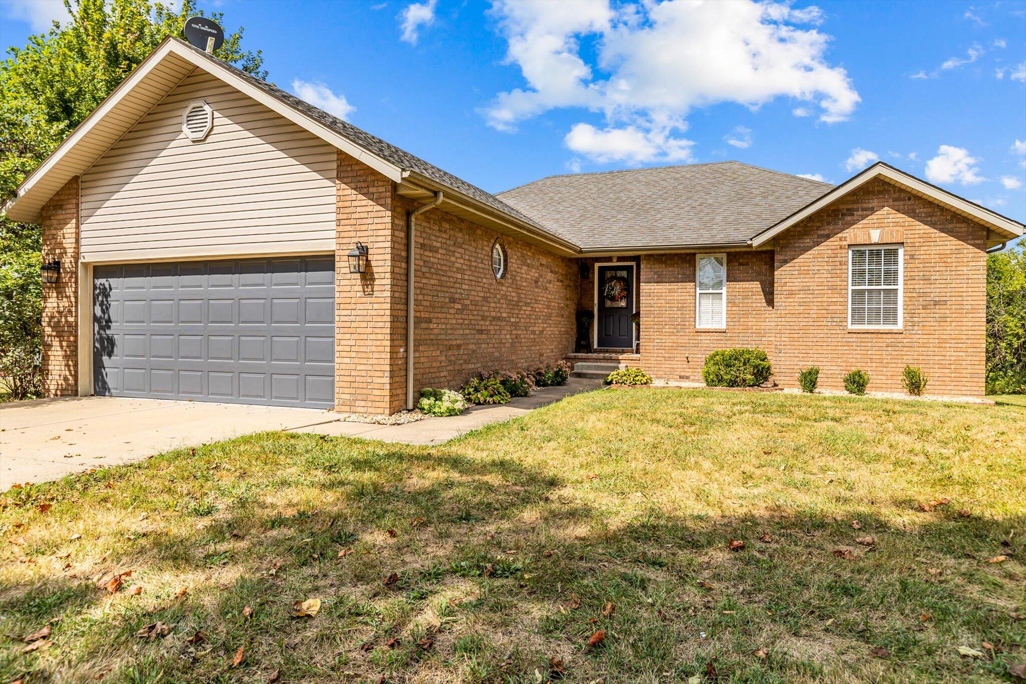 415 Coyote Ridge Drive