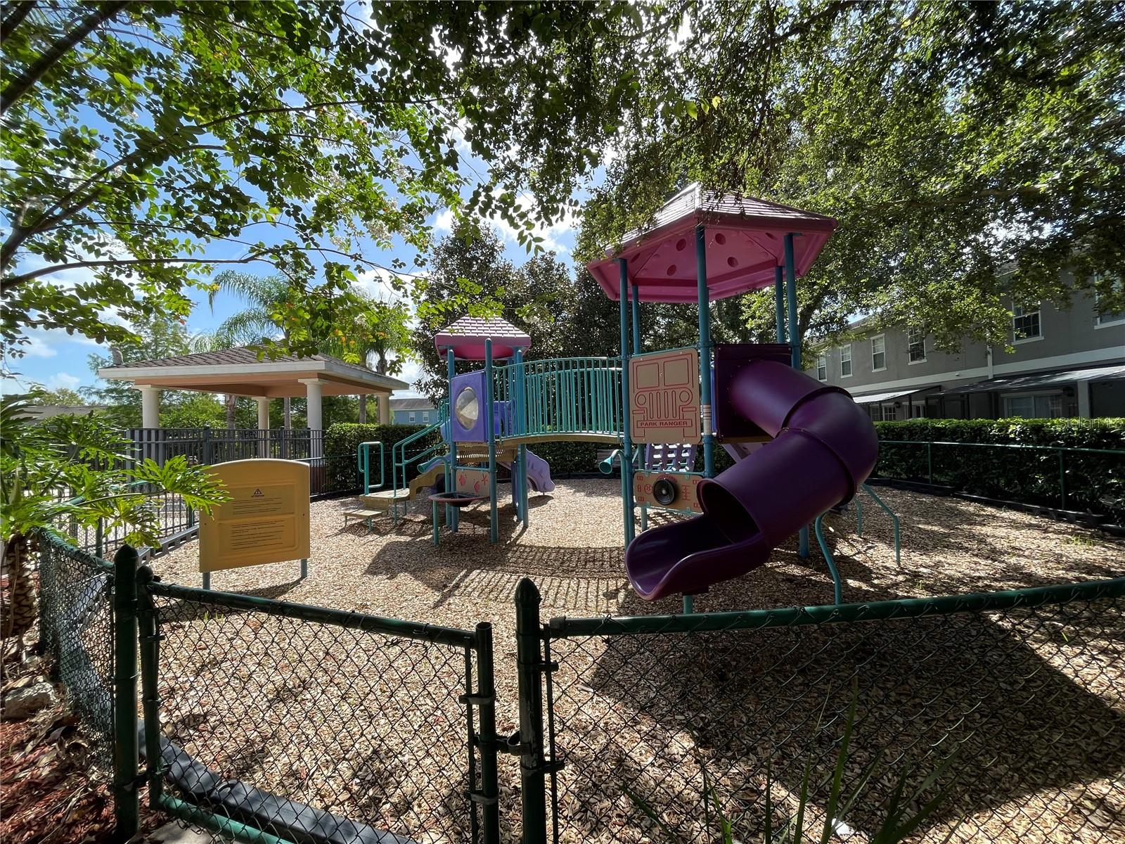 2432 Caravelle Circle