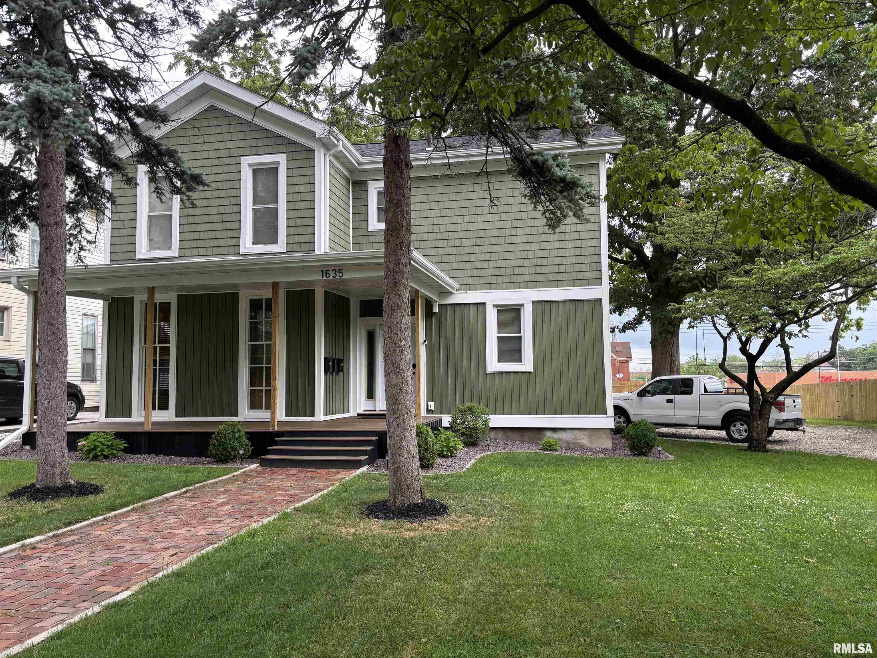 This is your chance!  Every bit of the exterior on this triplex has been upgraded. 3 units - 1 studio unit, 1-1 bedroom unit and 1-2 bedroom unit.  The 1 bedroom unit is completely remodeled recently.  Roof, siding, and 1 air conditioner within the last 2 years.  This triplex is fully leased with a new tenant moving in to unit 1 for a total building income of $2450/ month and tenants pay all utilities.
