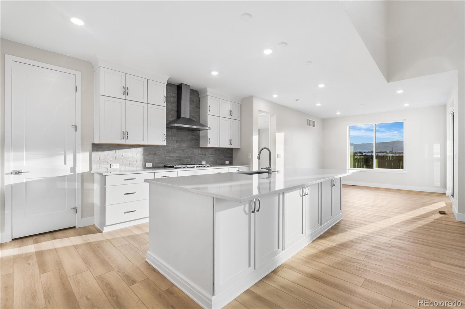 8770 Summerwalk Trail