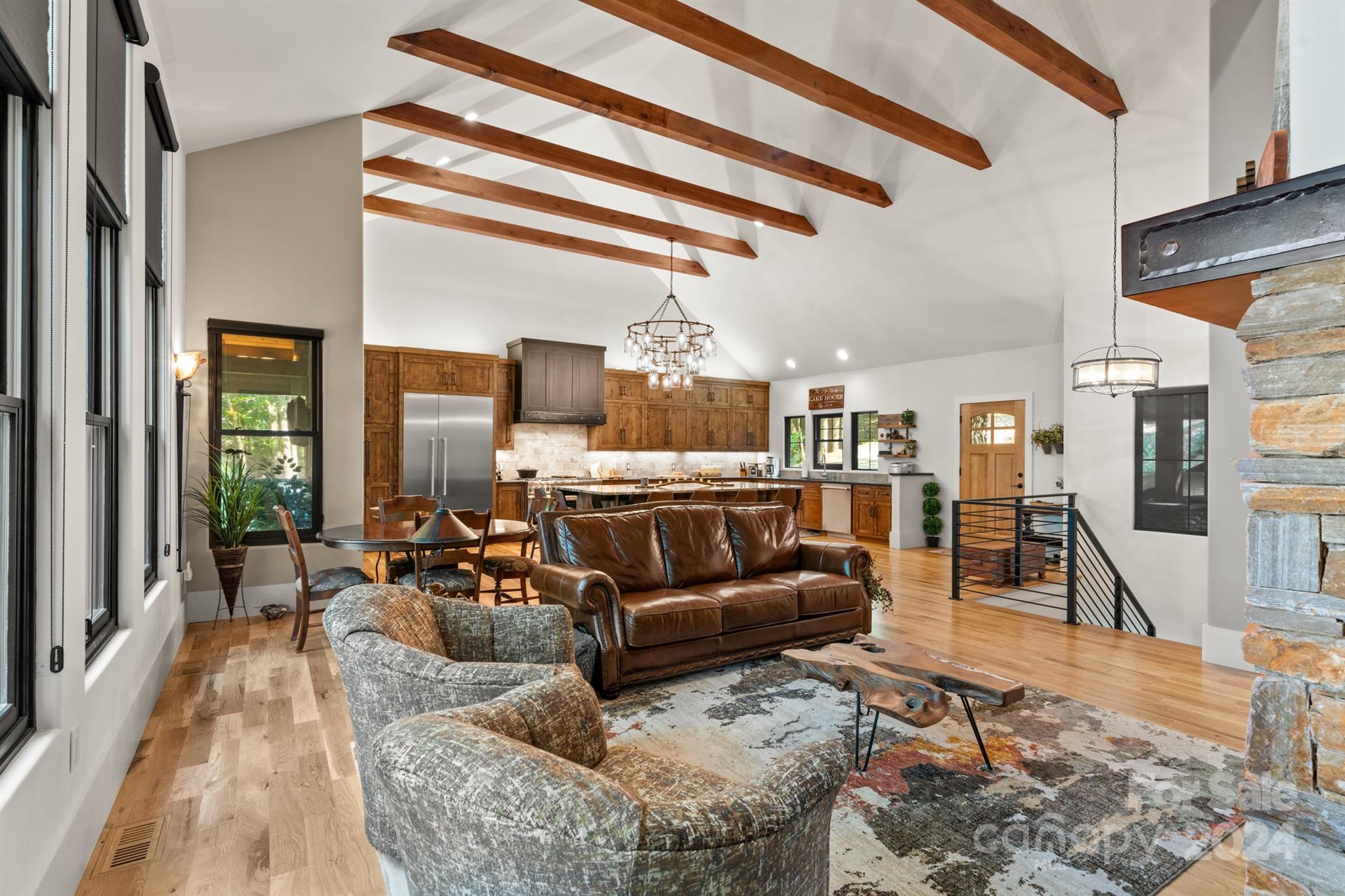 1610 Lillians Point Court