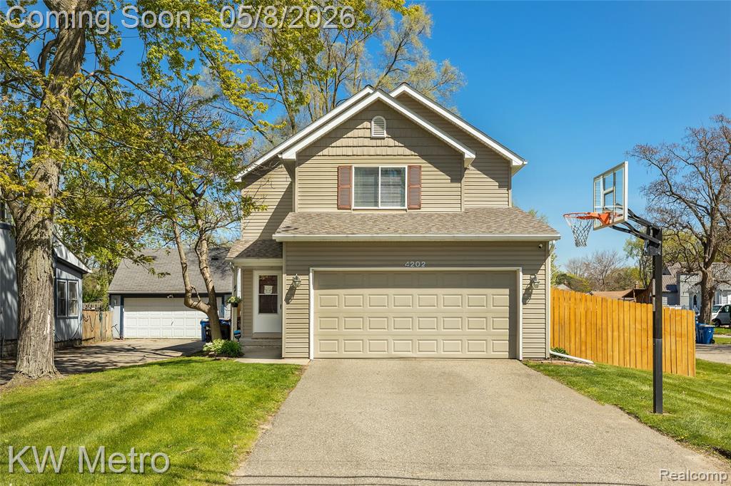 Move right into this beautifully updated home in a prime Waterford location—just minutes from the public boat launch on Loon Lake! Enjoy easy access to some of the area’s best restaurants, shopping, and everyday conveniences. Inside, you’ll find an open-concept kitchen with a bright breakfast nook—perfect for everyday living and entertaining. The kitchen has been updated with granite counters, tile backsplash, stainless appliances and features a spacious pantry. The convenience of a main floor laundry and powder room for guests adds to the home’s practical layout. The spacious primary suite features its own private bathroom and two walk-in closets, rarely seen in this price point. All bathrooms have granite counters, updated fixtures, lighting and hardware. The finished basement provides versatile additional living space ideal for a playroom, home office, workout area, or cozy hangout space.  Major updates have already been completed, giving you peace of mind for years to come, including a new roof (2025), furnace (2020), A/C (2022), fence (2024) and hot water heater (2021). Six panel doors throughout, fresh neutral paint, recessed lighting, updated ceiling fans, newer carpet t/o, hardwood floors in kitchen, nook and powder room. This is truly a move-in ready home—just unpack and enjoy!