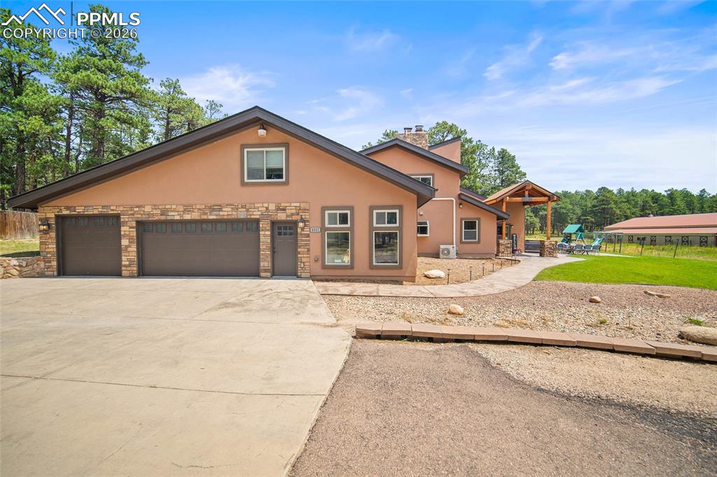 4225 Walker Vista Heights