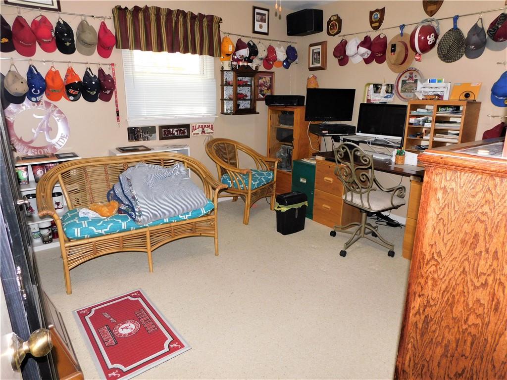 103 W Poplar Drive