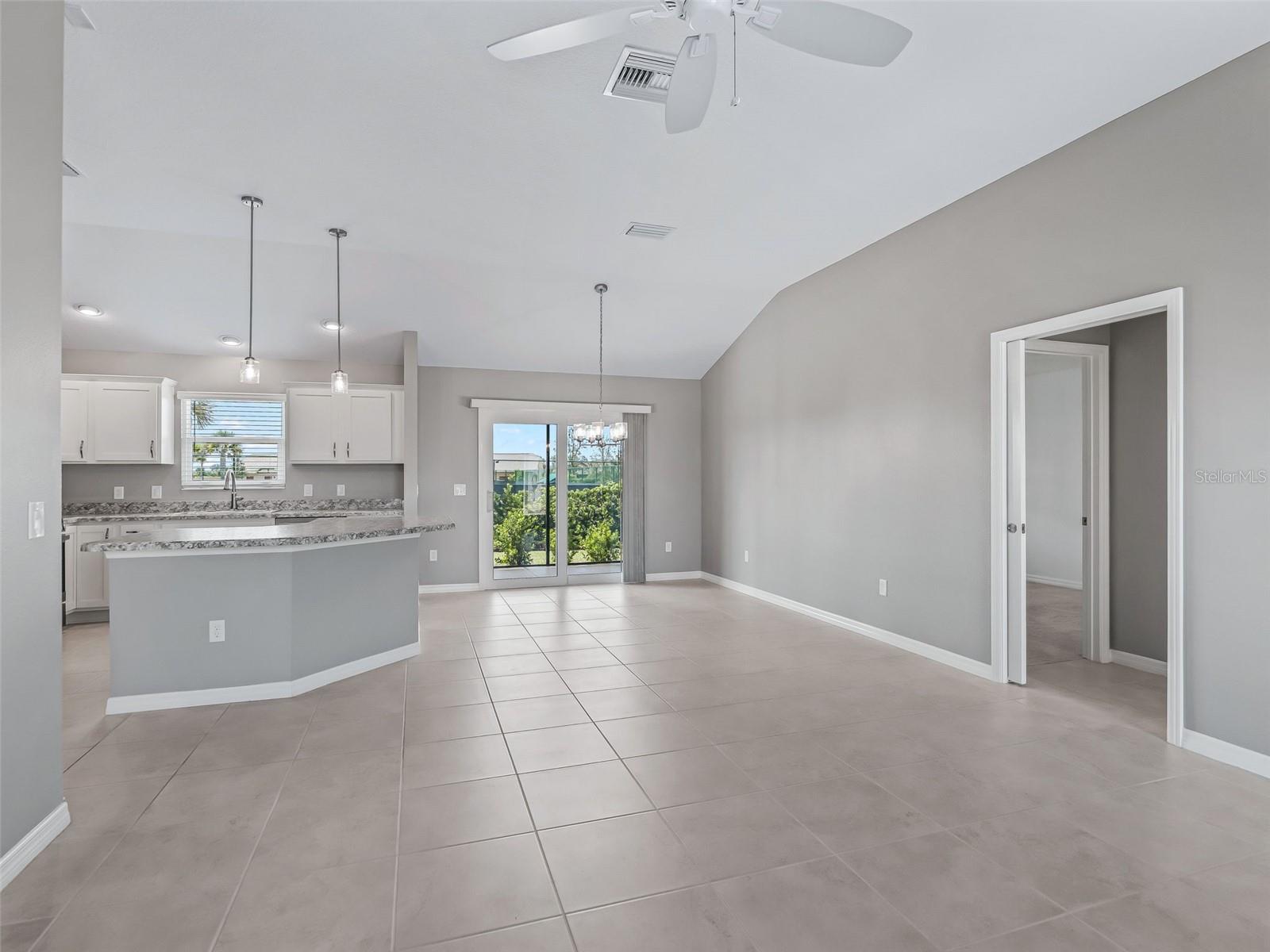 2816 Navy Hill Circle